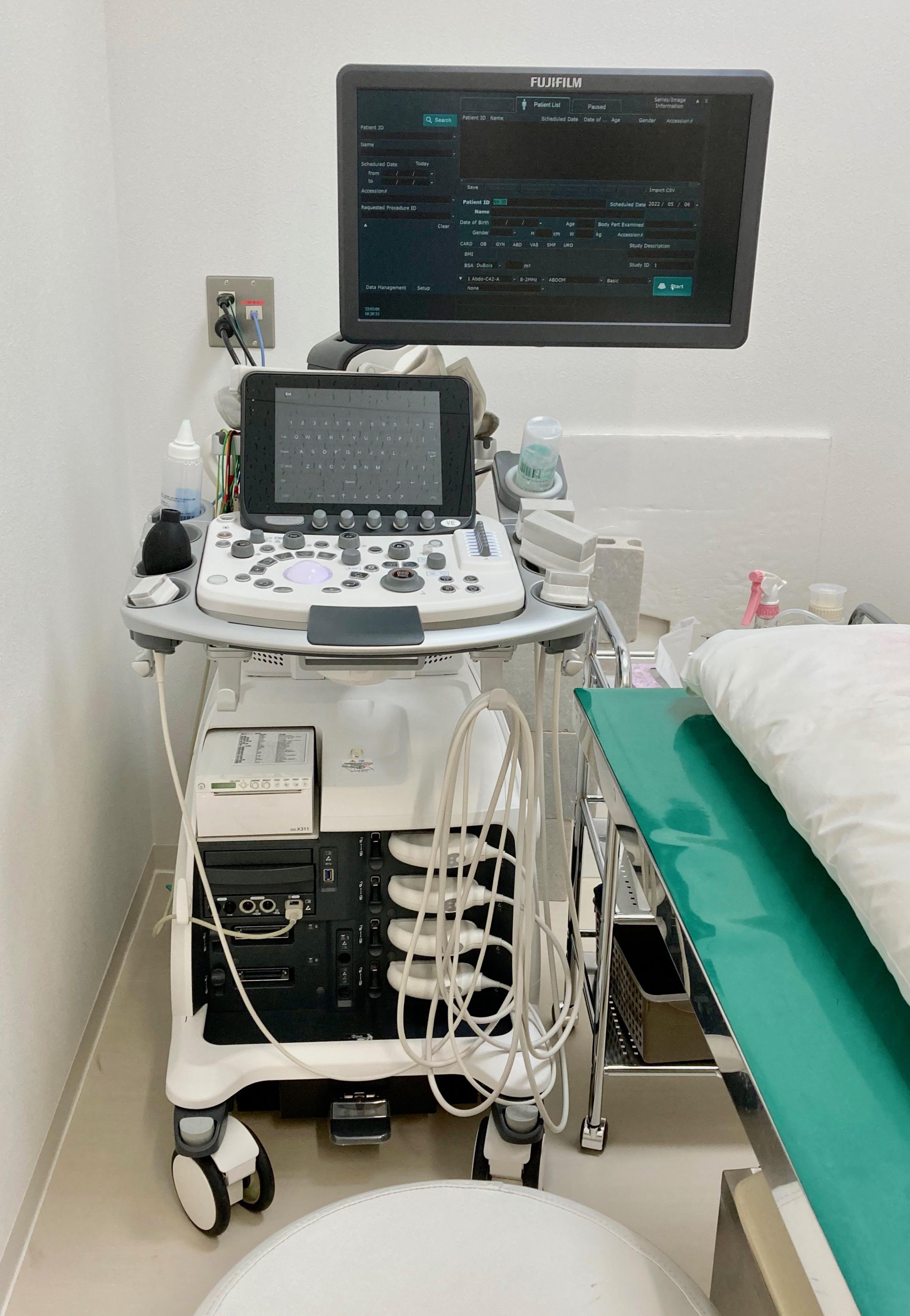 超音波診断装置（富士フイルムARIETTA 750VE）