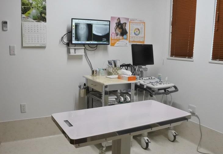診察室３（超音波検査対応）です。診察室は１～３まであります。