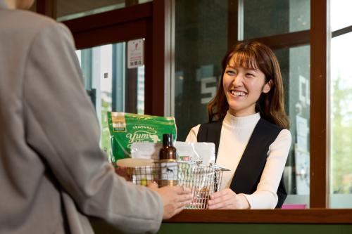 【枚方】ペットフード専門店販売スタッフ