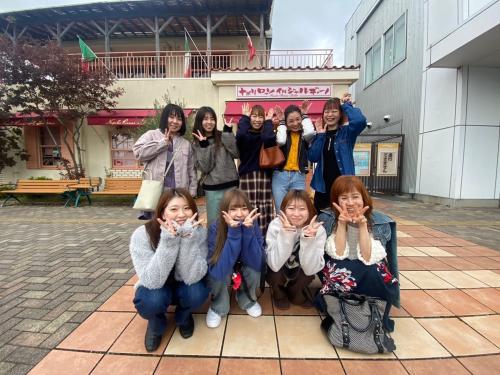 カットスタイリスト及びシャンプリエ募集！